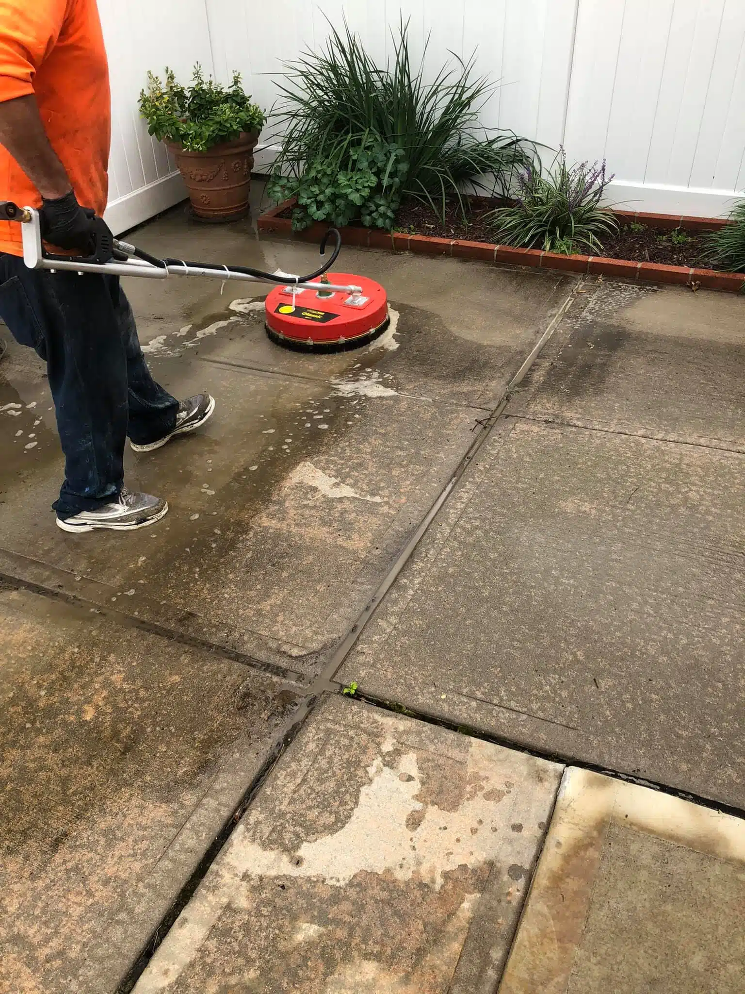 professional concrete cleaning Central Arkansas